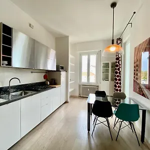 Appartamento Piazzale Susa Bright Flat Con Veranda, Milano
